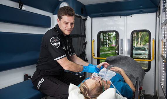Des ambulanciers compétents pour vous accompagner